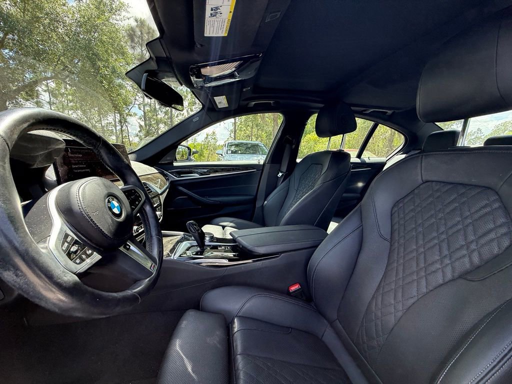Used 2022 BMW 530i w/ M Sport Package image 21