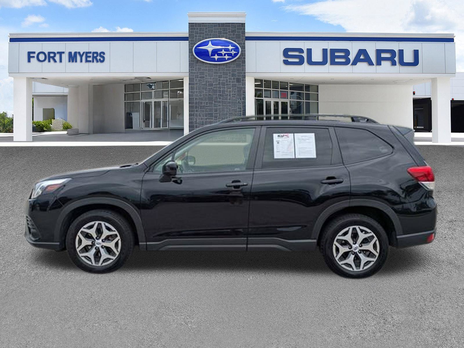 Used 2024 Subaru Forester Premium AWD/4WD image 8