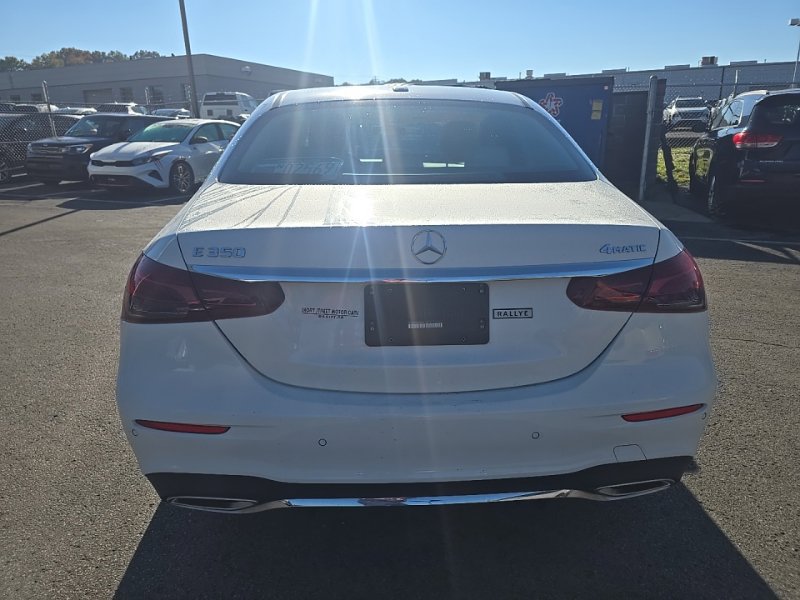 Used 2021 Mercedes-Benz E 350 4MATIC Sedan image 6