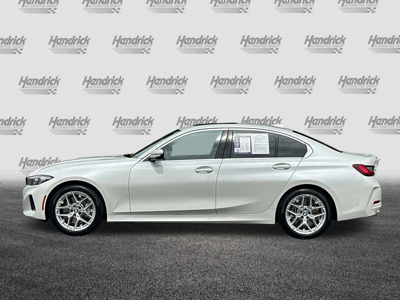 Used 2025 BMW 330i Sedan w/ Premium Package image 8