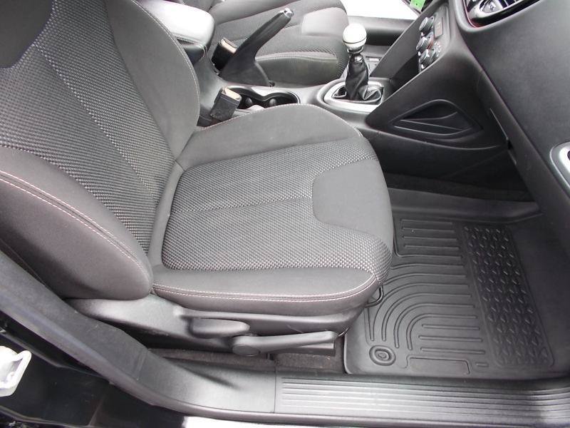 Used 2015 Dodge Dart SXT FWD image 19
