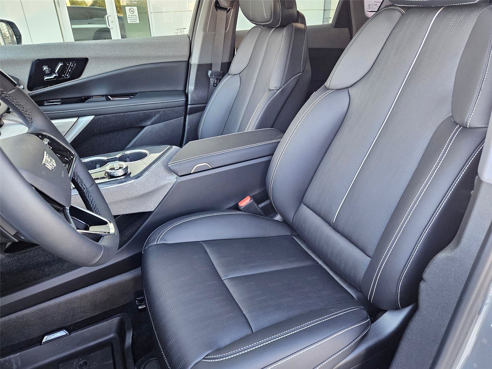 New 2026 Cadillac Optiq Sport 2 w/ LPO, Floor Liner Package AWD/4WD image 11