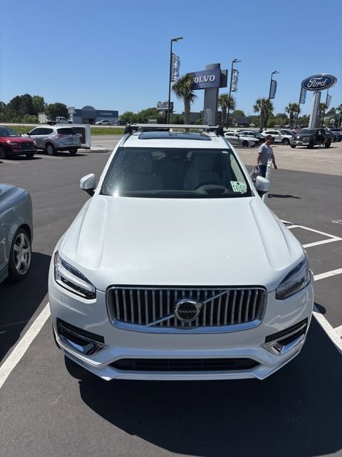 Used 2024 Volvo XC90 B6 Ultimate w/ Lounge Package AWD/4WD image 3