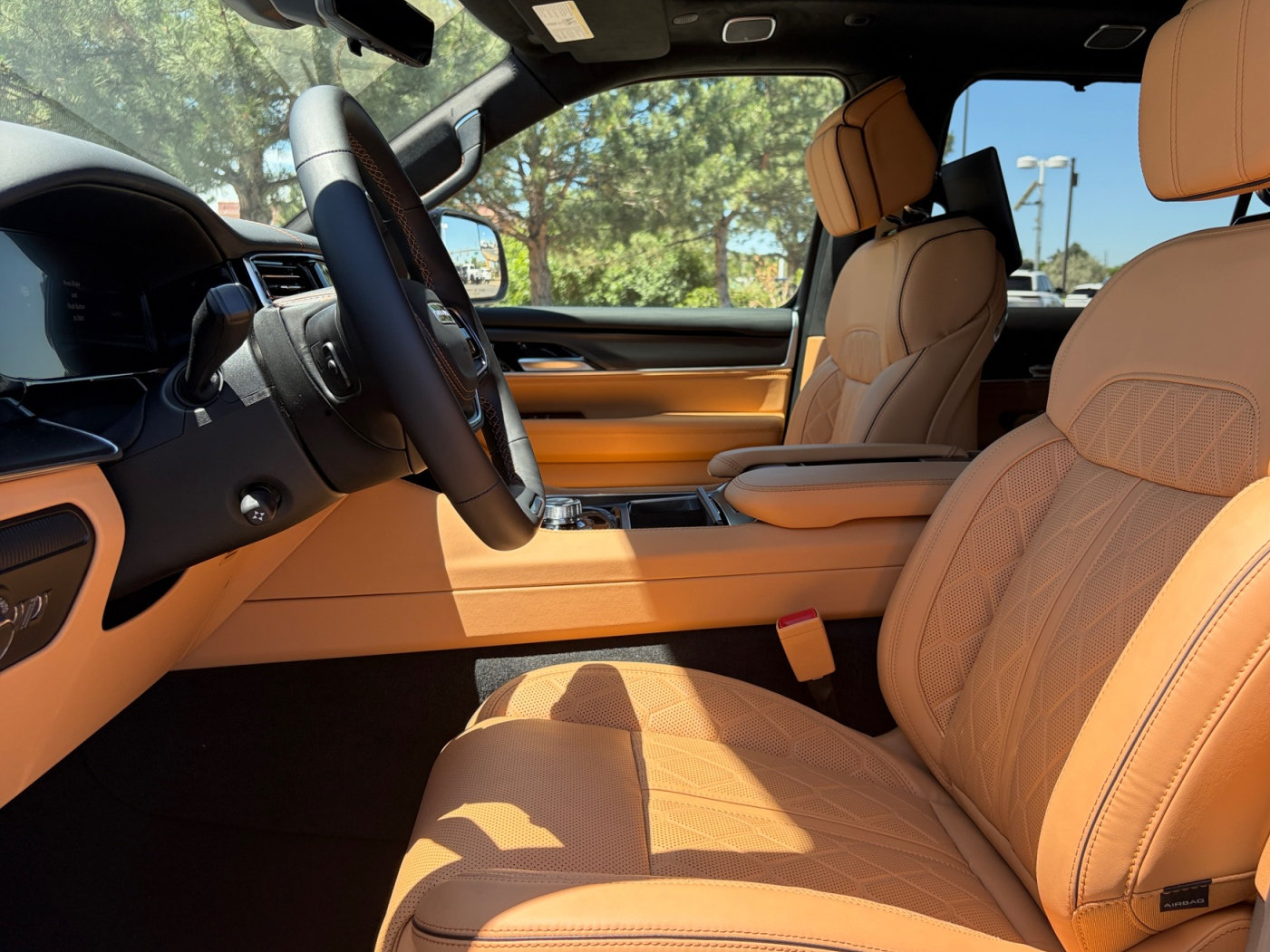New 2026 Jeep Grand Wagoneer Summit AWD/4WD image 15