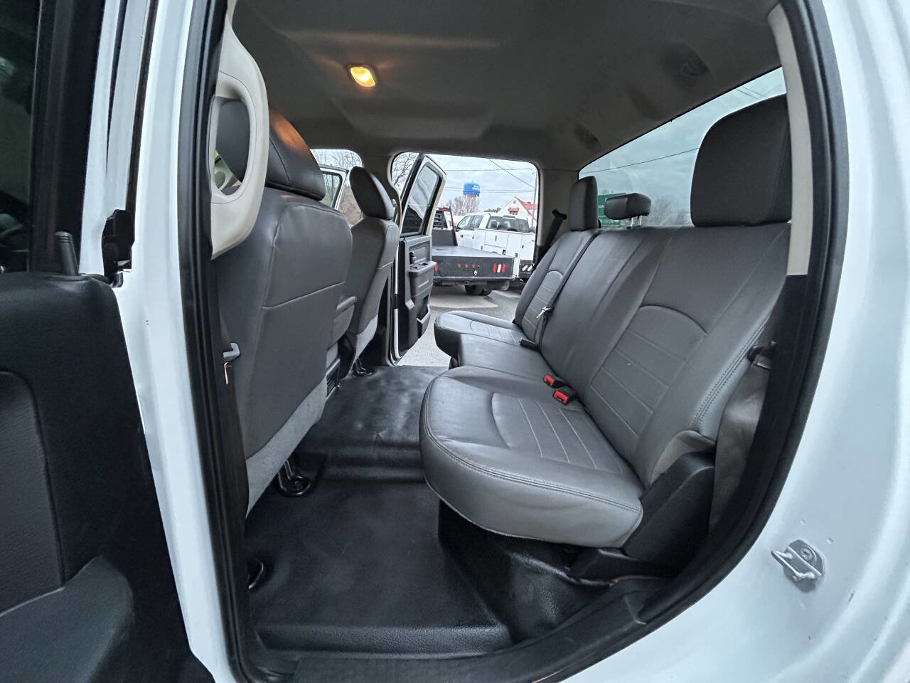 Used 2018 RAM 5500 Tradesman w/ Ambulance Prep Group image 20