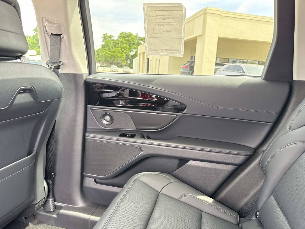 New 2026 Lincoln Nautilus Premier w/ Equipment Group 102A AWD/4WD image 15