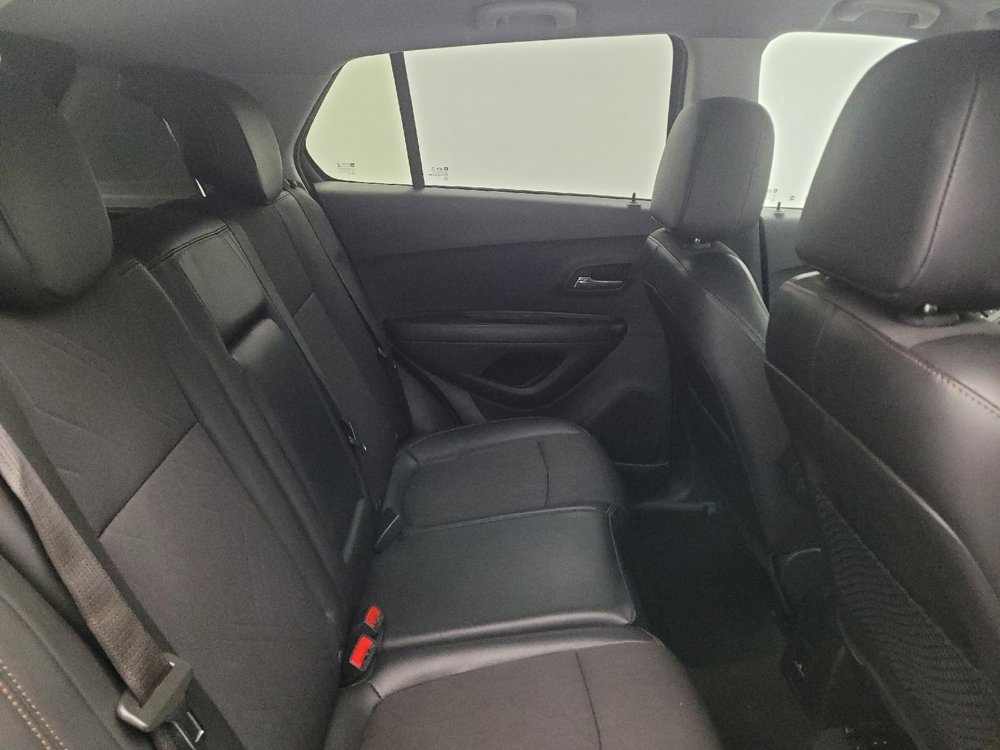 Used 2021 Chevrolet Trax LT AWD/4WD image 19