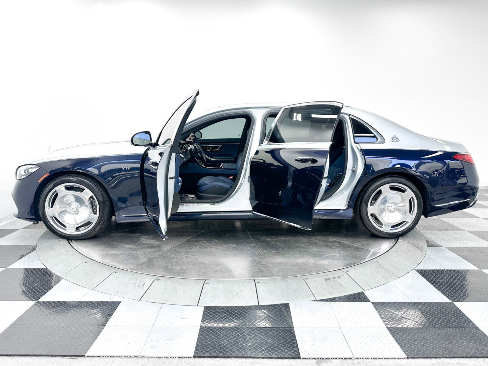 Used 2024 Mercedes-Benz Maybach S 680 4MATIC image 6