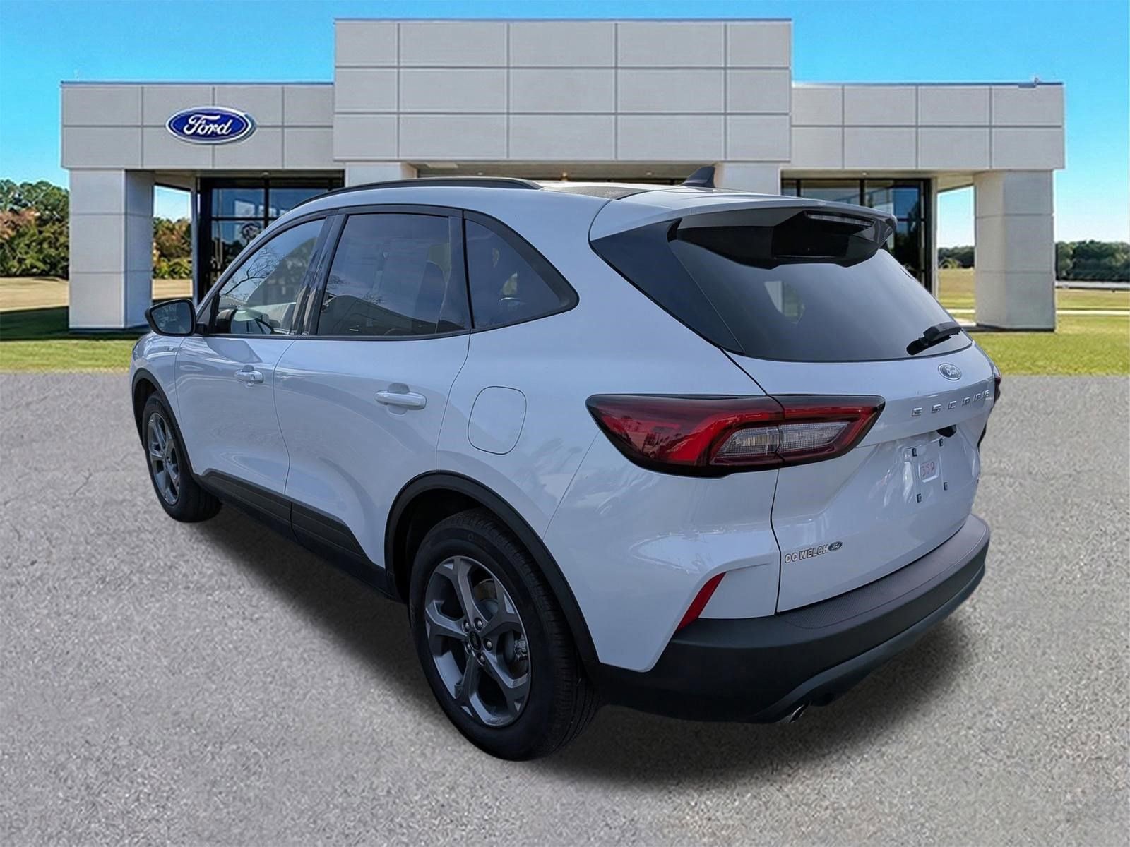 Certified 2025 Ford Escape ST-Line w/ Equipment Group 301A image 6