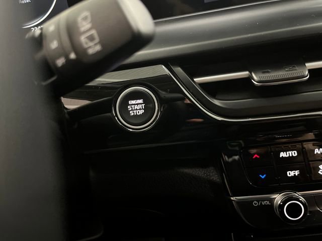 Certified 2024 Kia Seltos S image 19