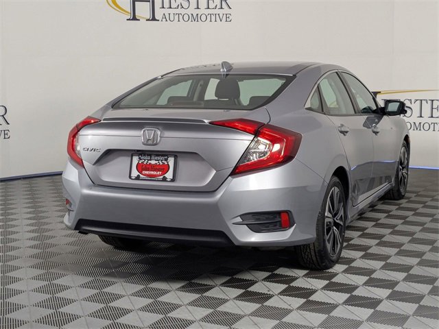 Used 2017 Honda Civic EX-T image 7