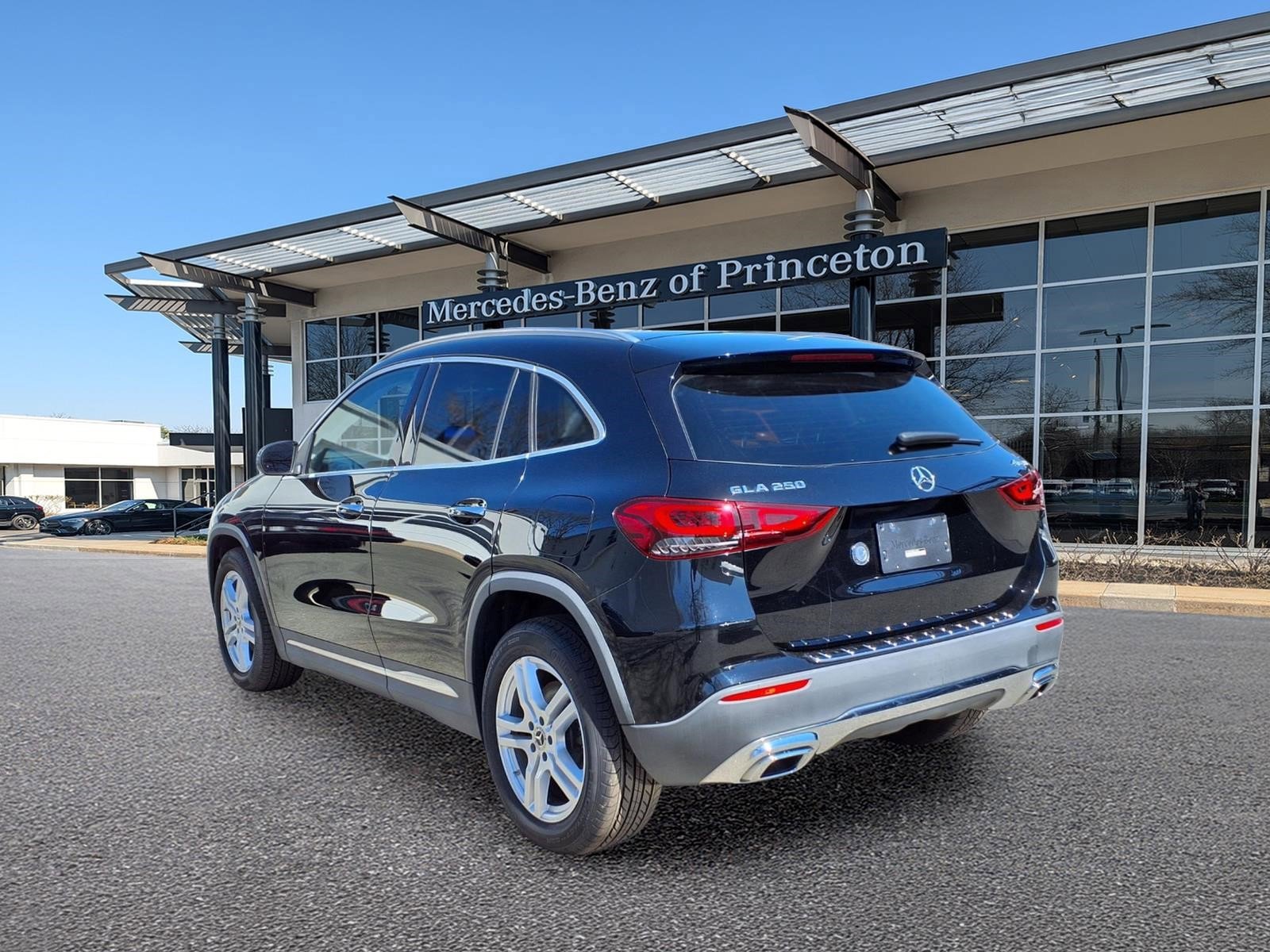 Used 2021 Mercedes-Benz GLA 250 4MATIC image 5