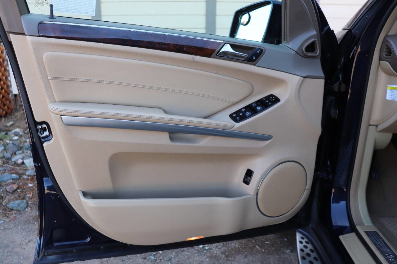 Used 2012 Mercedes-Benz GL 450 4MATIC image 15