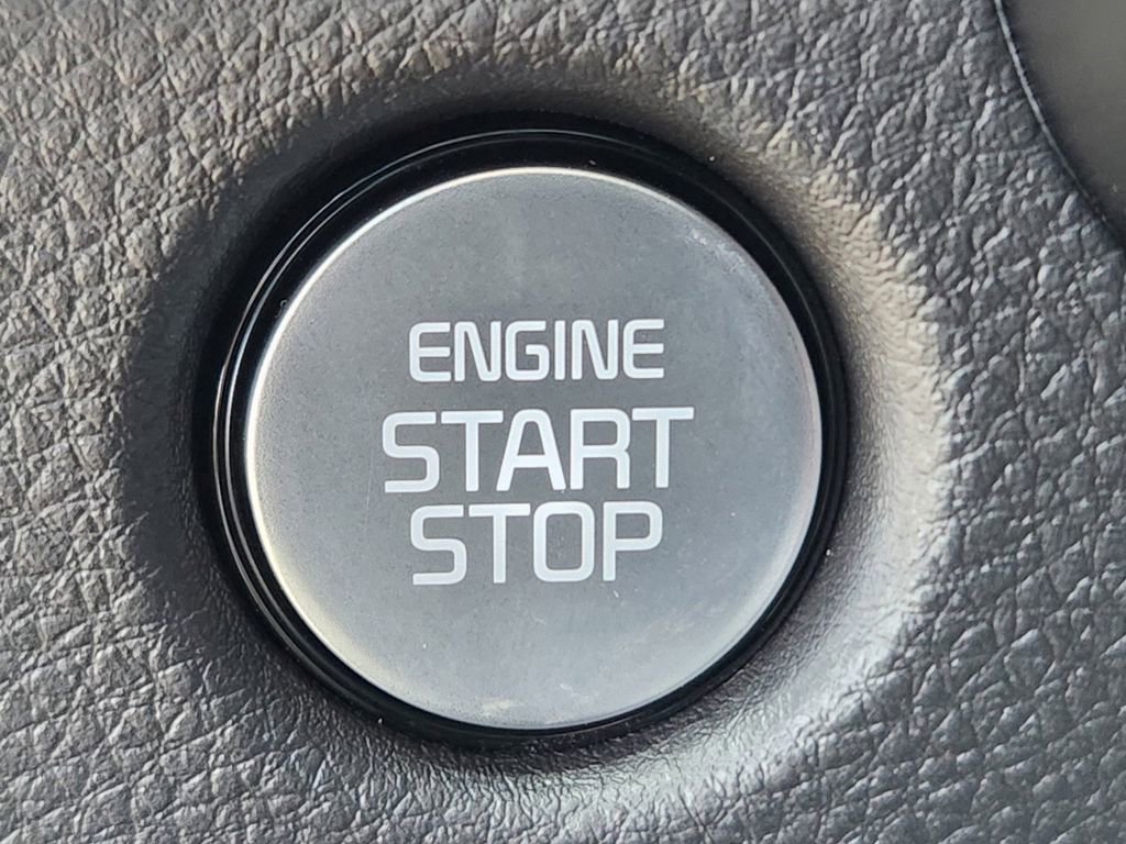 Certified 2025 Kia Carnival SX image 26