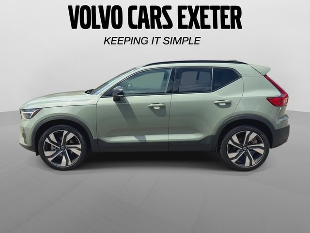 Certified 2025 Volvo XC40 B5 Ultra AWD/4WD image 6