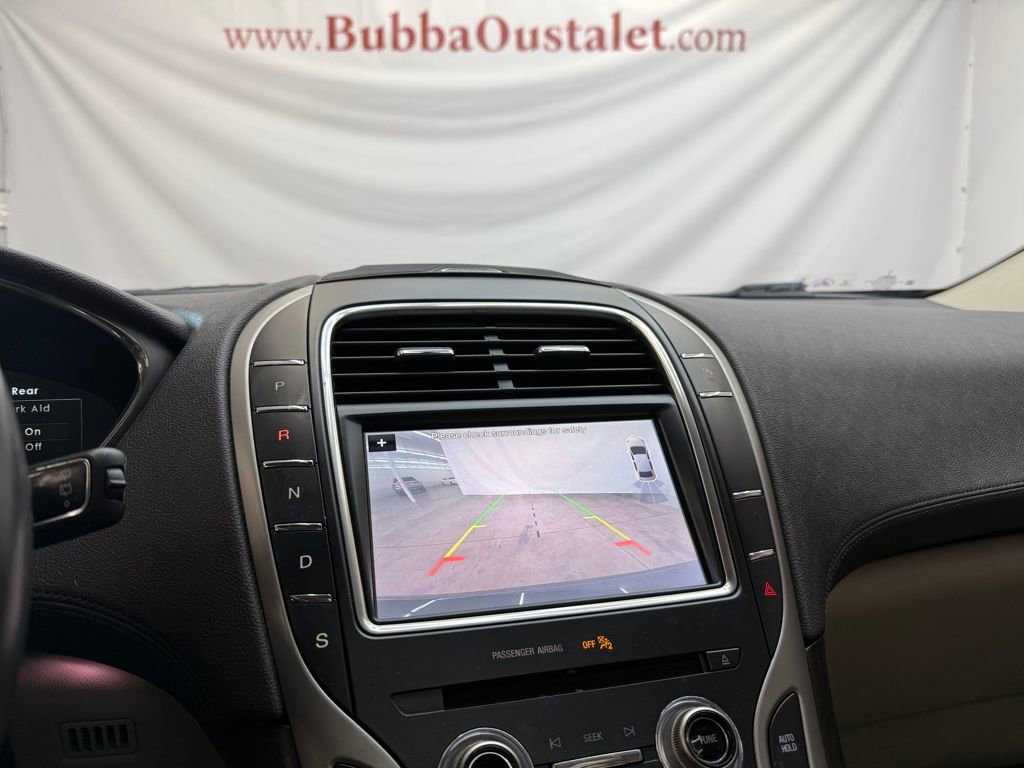 Used 2019 Lincoln Nautilus Select image 14