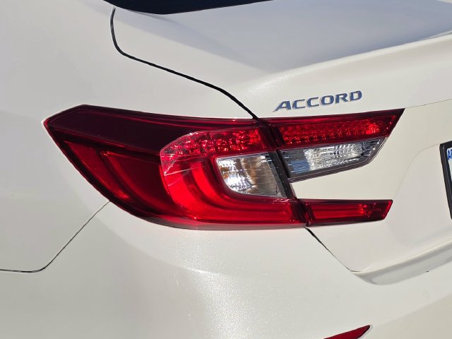 Used 2020 Honda Accord EX image 28