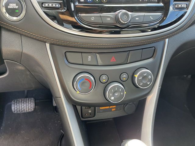 Used 2019 Chevrolet Trax LT w/ LT Convenience Package image 15