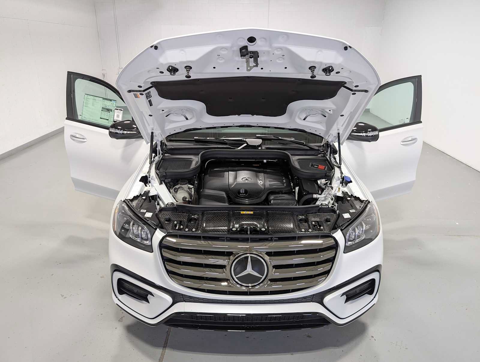 New 2026 Mercedes-Benz GLS 450 4MATIC image 11