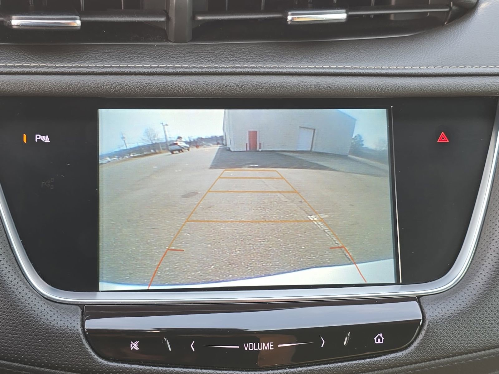 Used 2018 Cadillac XT5 FWD image 28