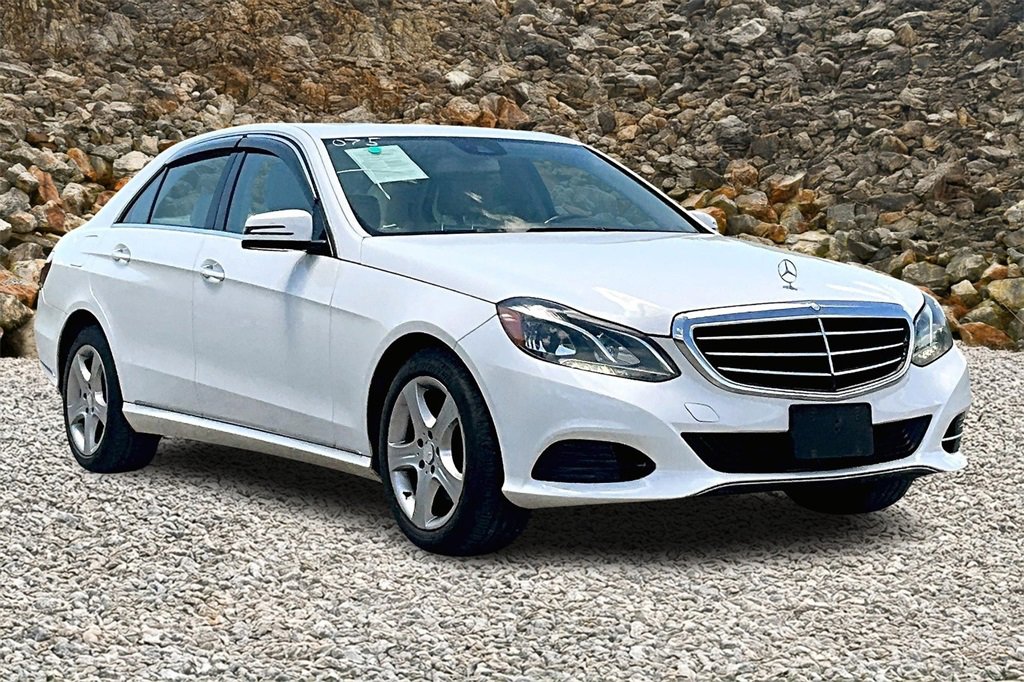 Used 2014 Mercedes-Benz E 350 4MATIC Sedan w/ Premium 1 Package image 10