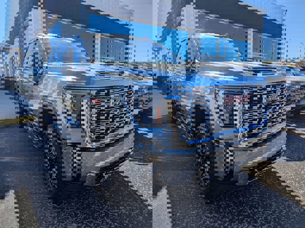 Certified 2024 GMC Sierra 3500 Denali w/ Denali Reserve Package image 7