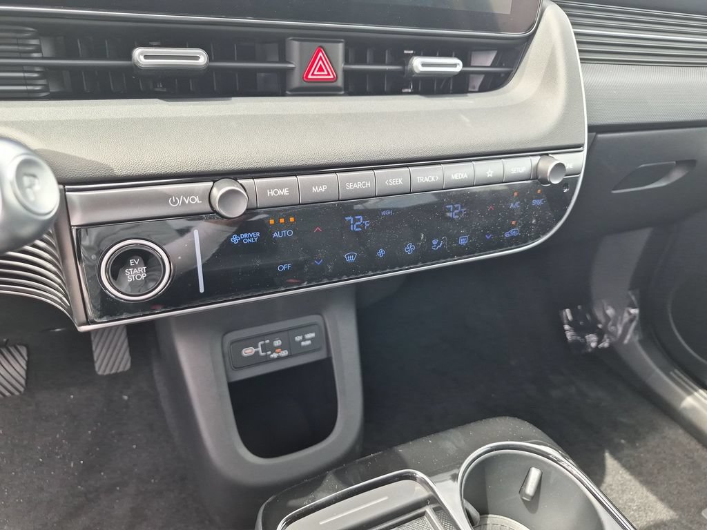 New 2026 Hyundai Ioniq 5 SEL RWD image 21