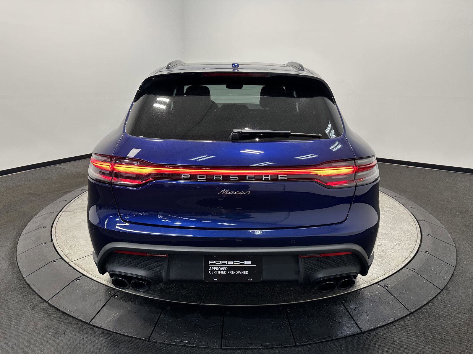 Certified 2026 Porsche Macan AWD/4WD image 6