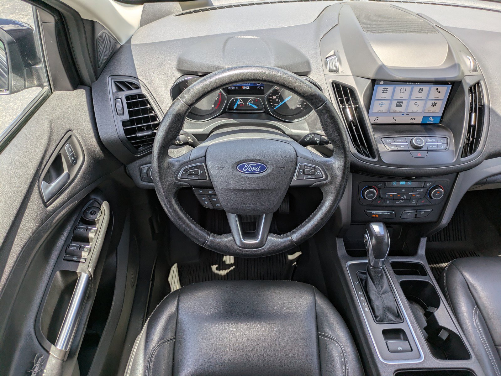Used 2019 Ford Escape SEL FWD image 13