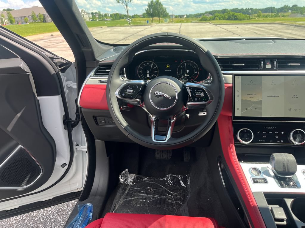 New 2026 Jaguar F-PACE R-Dynamic S AWD/4WD image 12