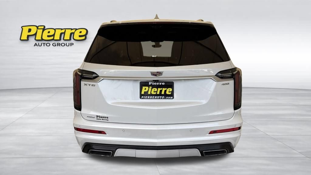 Used 2024 Cadillac XT6 Sport w/ Technology Package AWD/4WD image 3