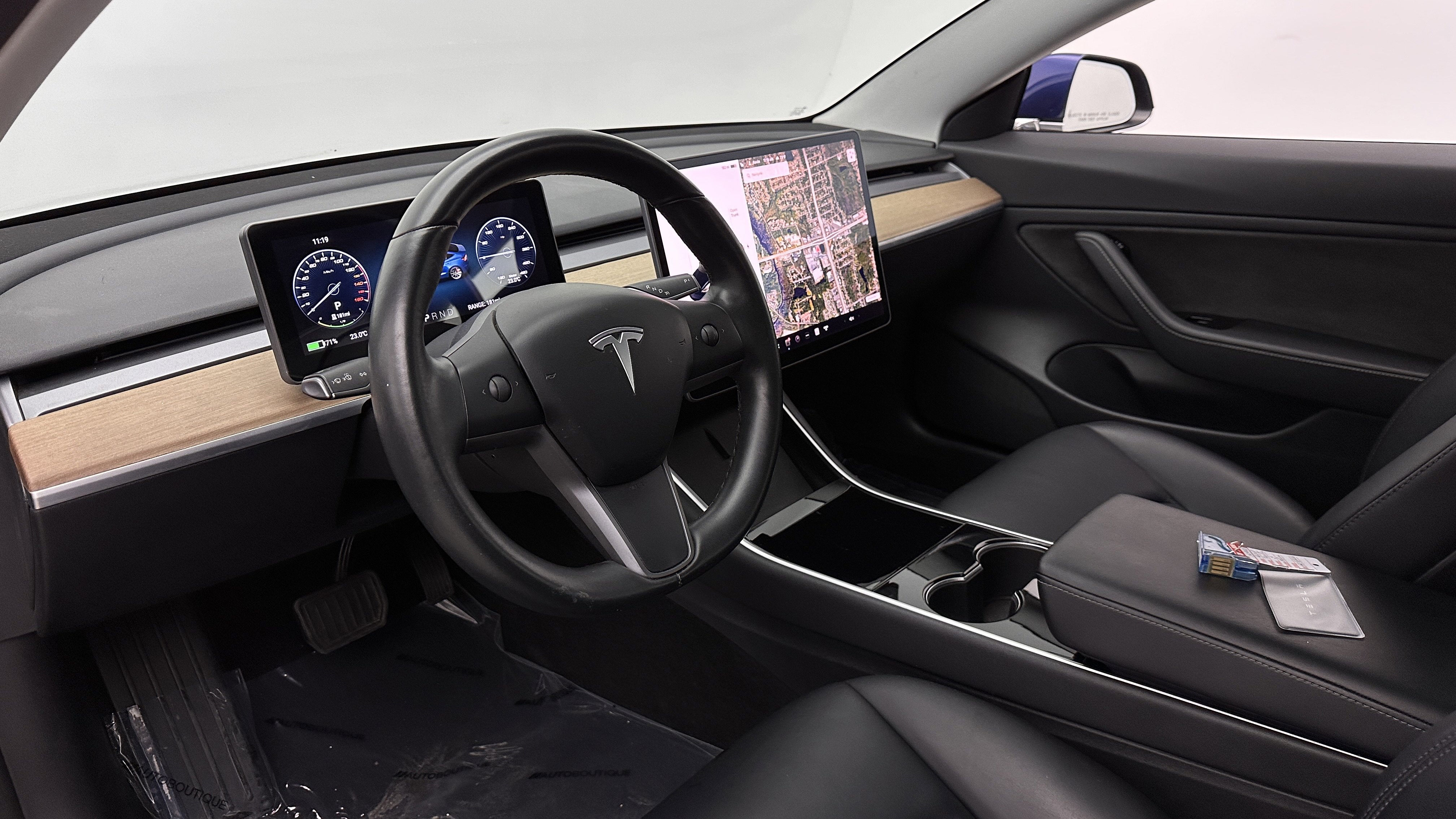 Used 2018 Tesla Model 3 Long Range image 10