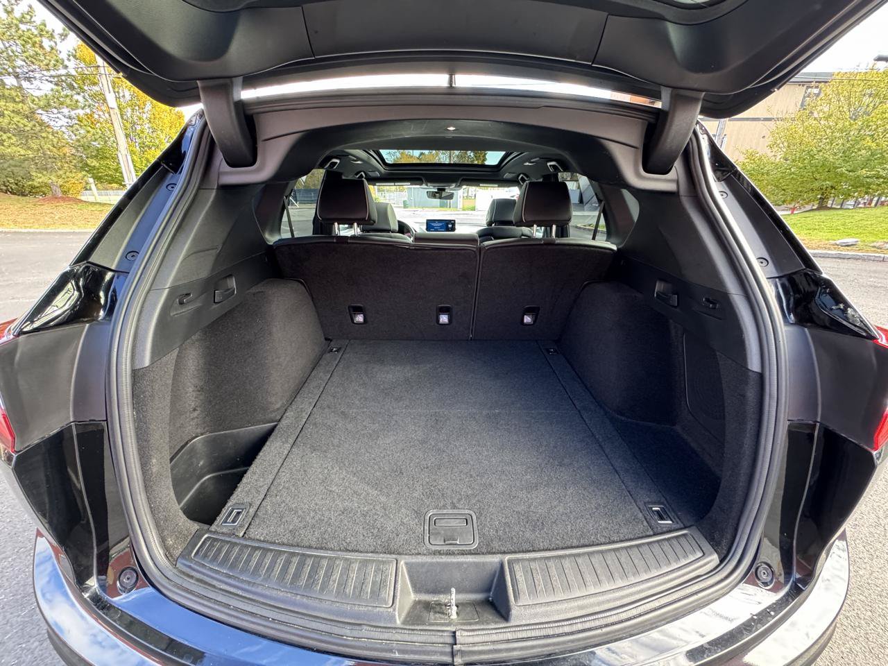 Used 2019 Acura RDX w/ Advance Package AWD/4WD image 11