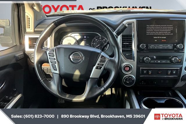 Used 2021 Nissan Titan SL w/ Moonroof Package image 5