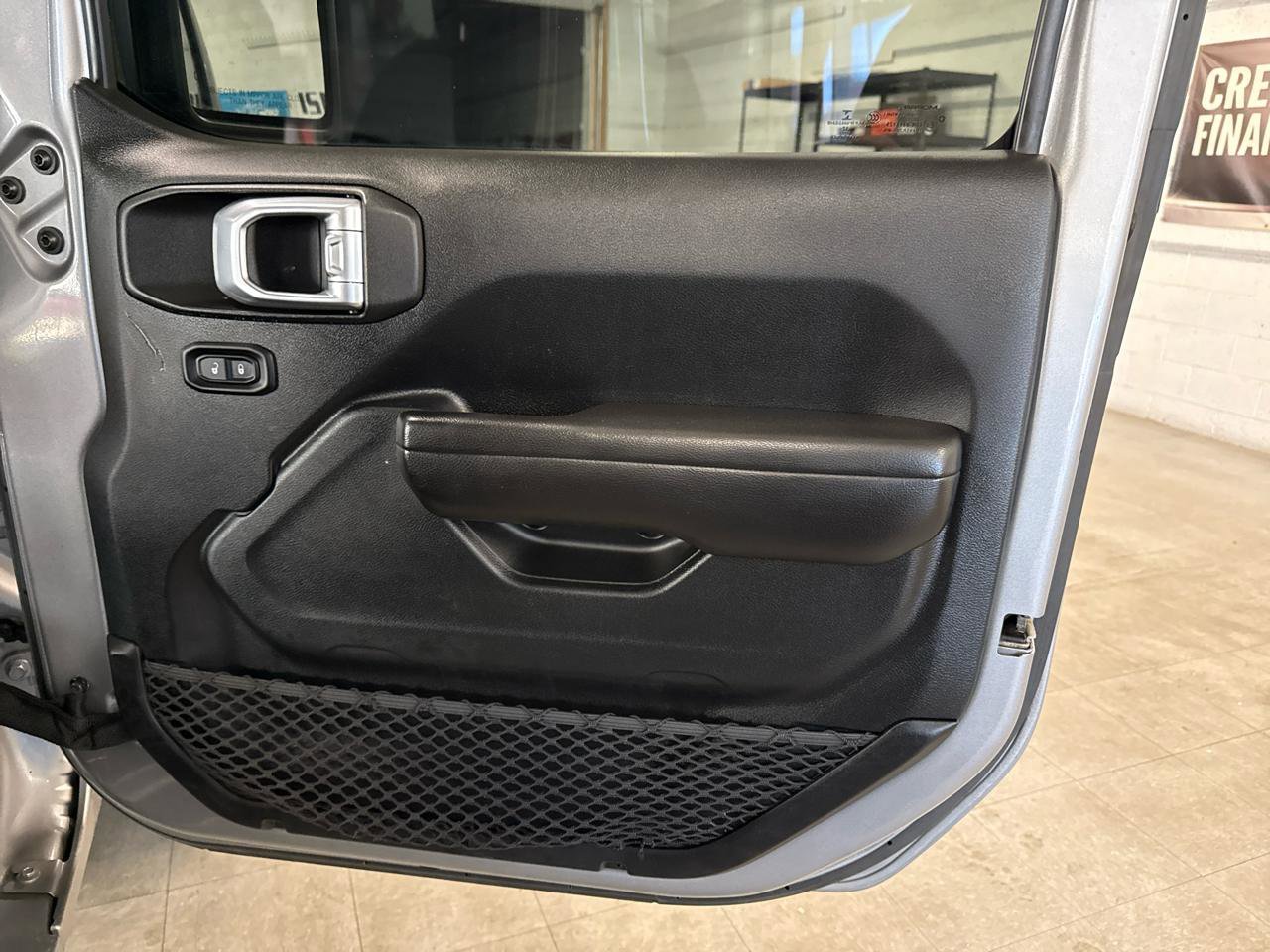 Used 2018 Jeep Wrangler Unlimited Sport S image 57