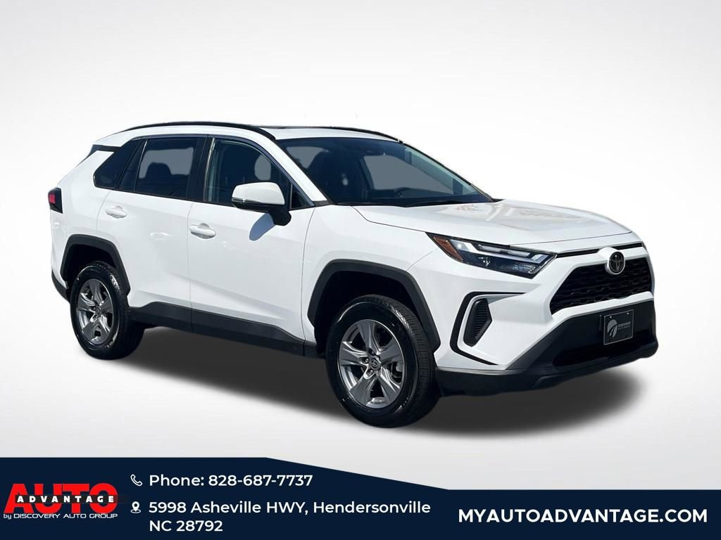 Used 2024 Toyota RAV4 XLE w/ Convenience Package image 1