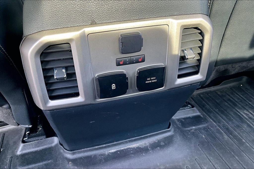 Certified 2022 Ford F350 Lariat w/ Black Appearance Package image 31