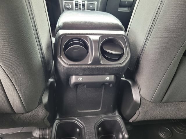 Used 2018 Jeep Wrangler Unlimited Sport S AWD/4WD image 15