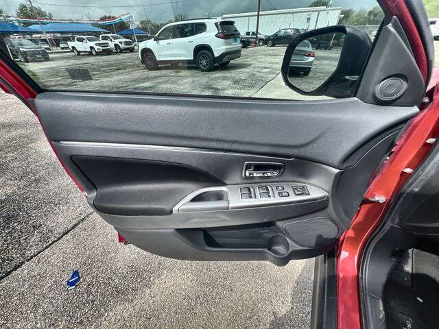 Used 2021 Mitsubishi Outlander Sport SE FWD image 21