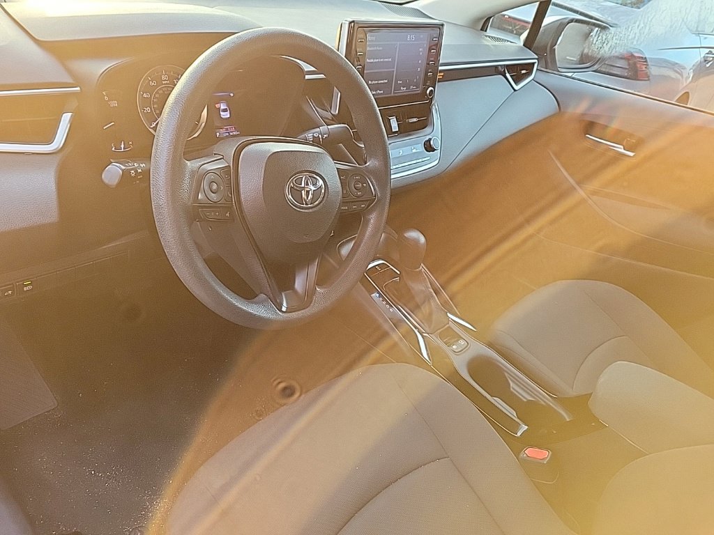 Used 2020 Toyota Corolla LE FWD image 7