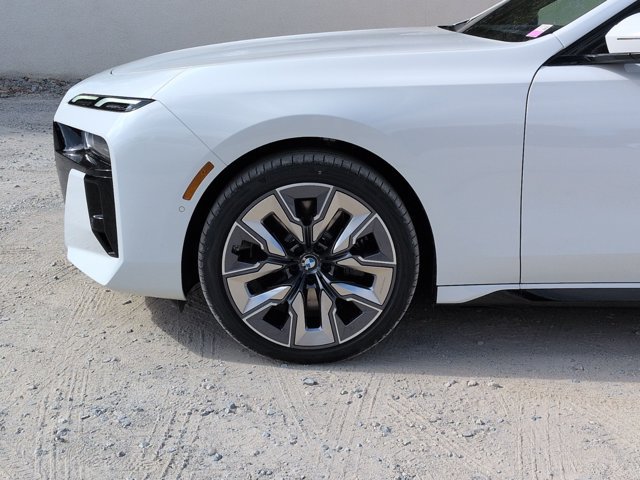 New 2026 BMW 760i xDrive AWD/4WD image 9