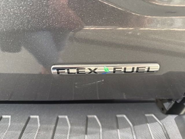 Used 2015 Ford F150 XLT w/ Equipment Group 301A Mid AWD/4WD image 11