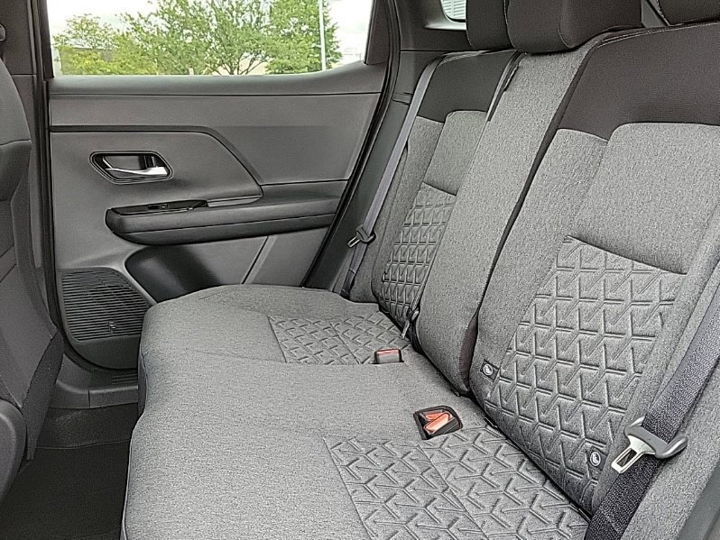 New 2027 Nissan Kicks SV AWD/4WD image 14