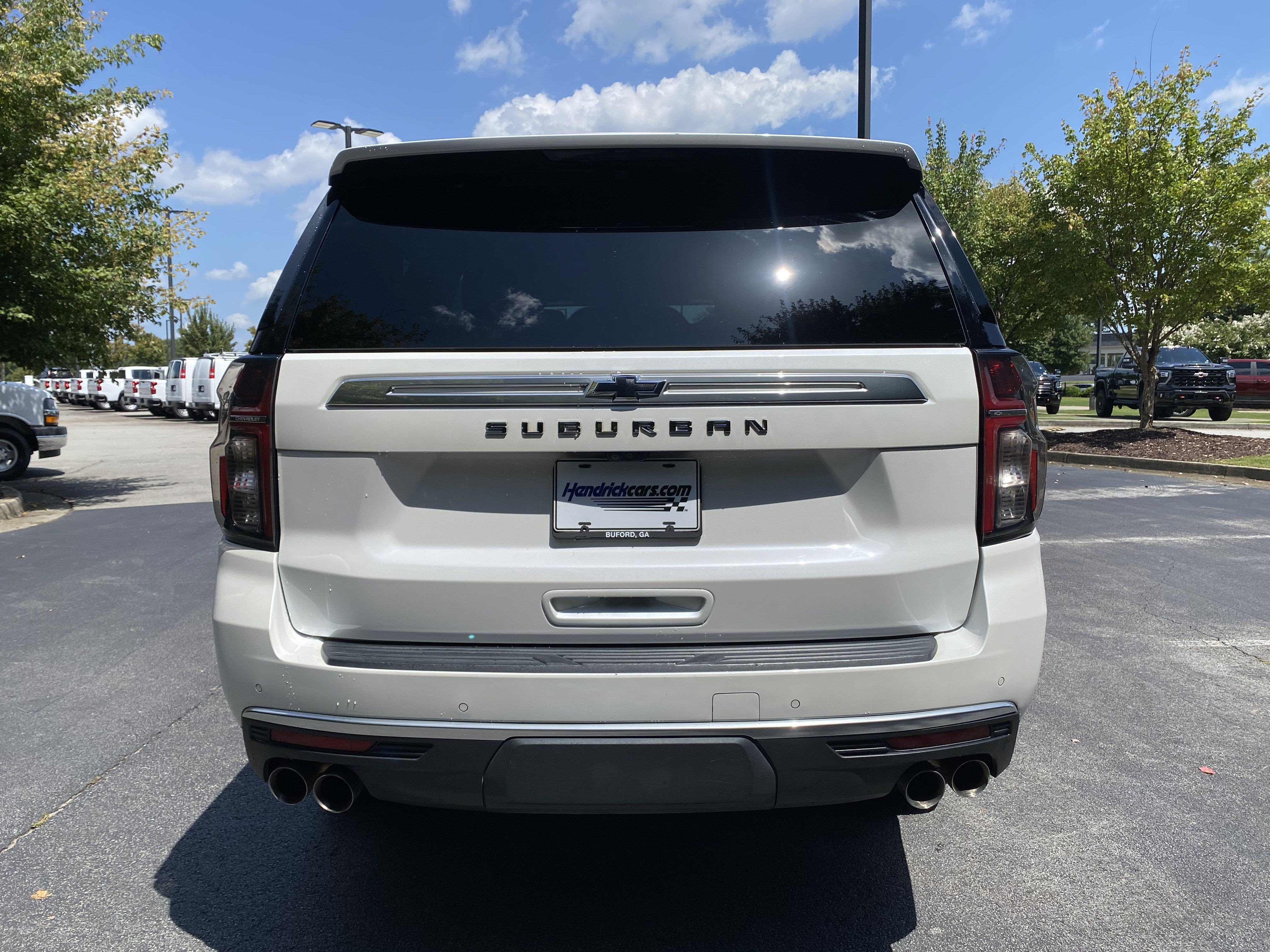 Used 2023 Chevrolet Suburban High Country AWD/4WD image 8
