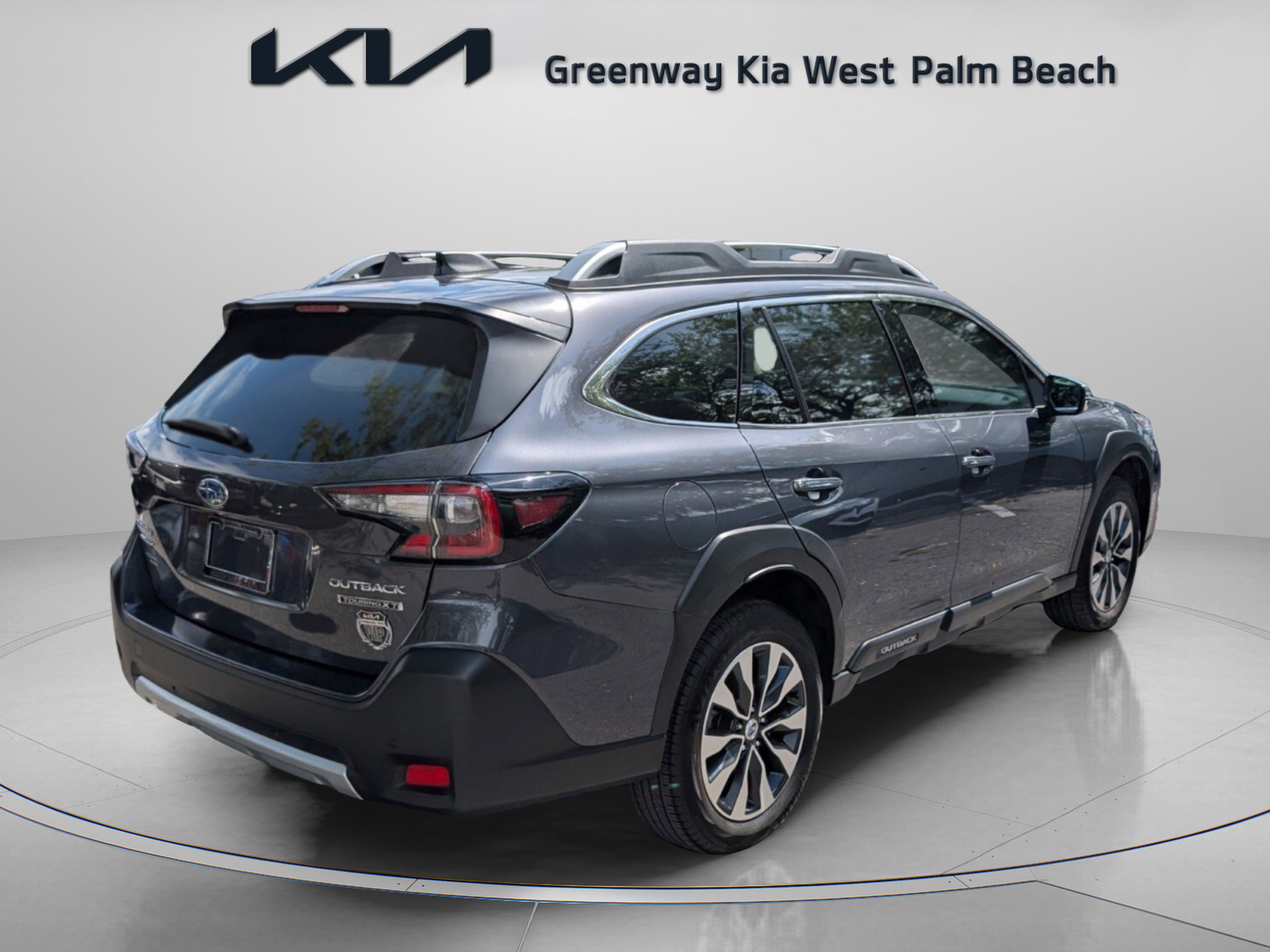 Used 2023 Subaru Outback Touring XT AWD/4WD image 7