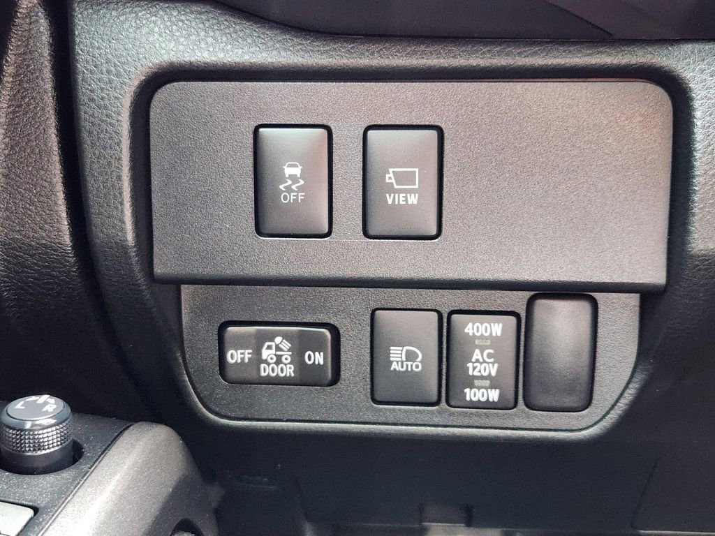 Used 2023 Toyota Tacoma TRD Off-Road w/ TRD Premium Off Road Package image 19