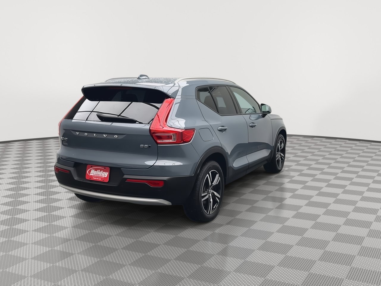 Used 2023 Volvo XC40 B5 Core AWD/4WD image 36