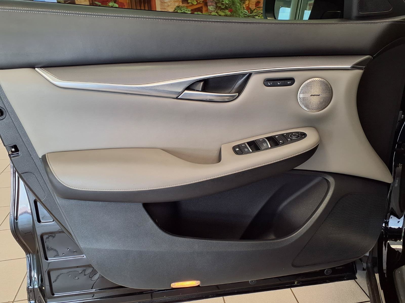 Used 2023 INFINITI QX50 Luxe w/ Cargo Package FWD image 22