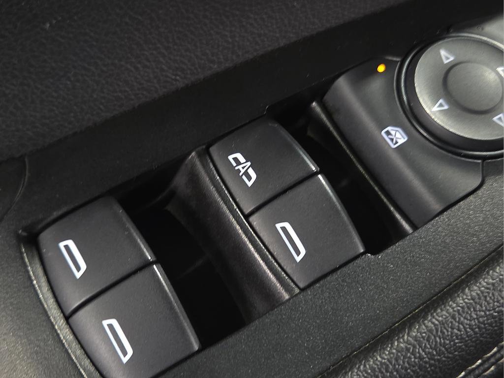 Used 2021 Buick Encore GX Select FWD image 18