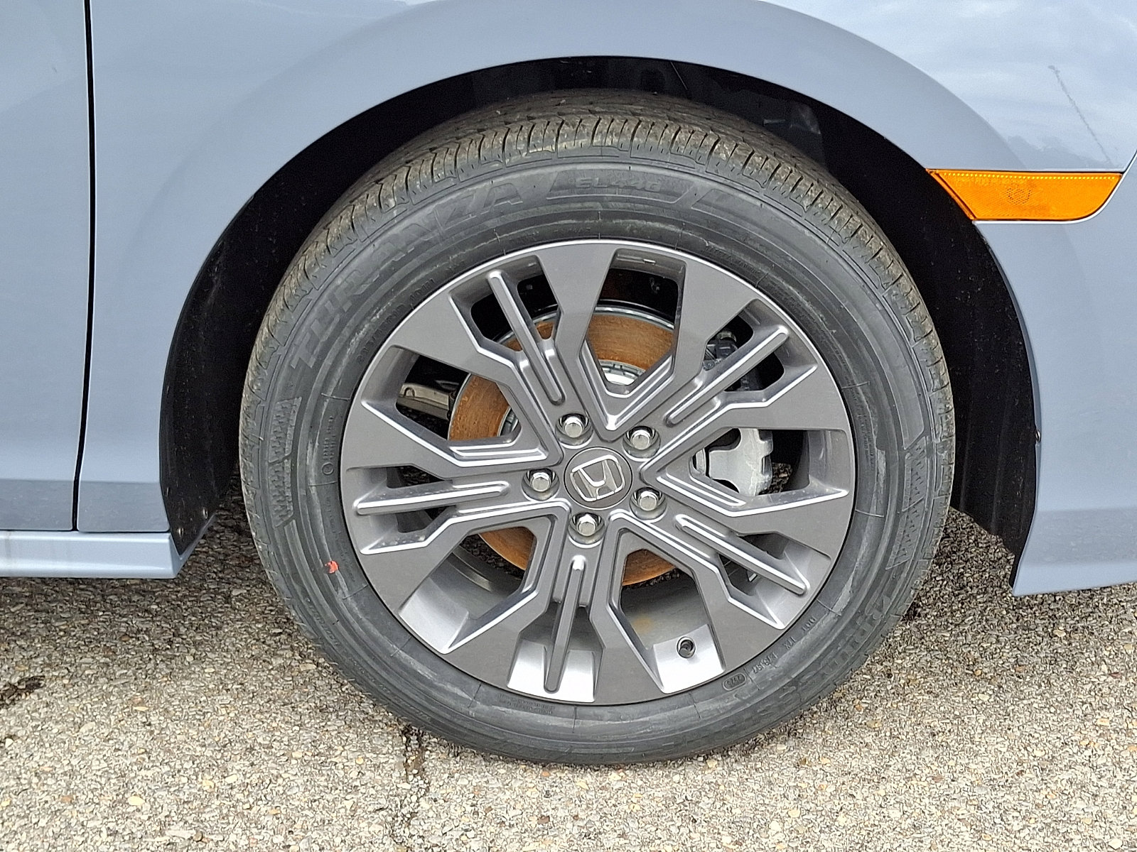 New 2026 Honda Odyssey Touring image 8